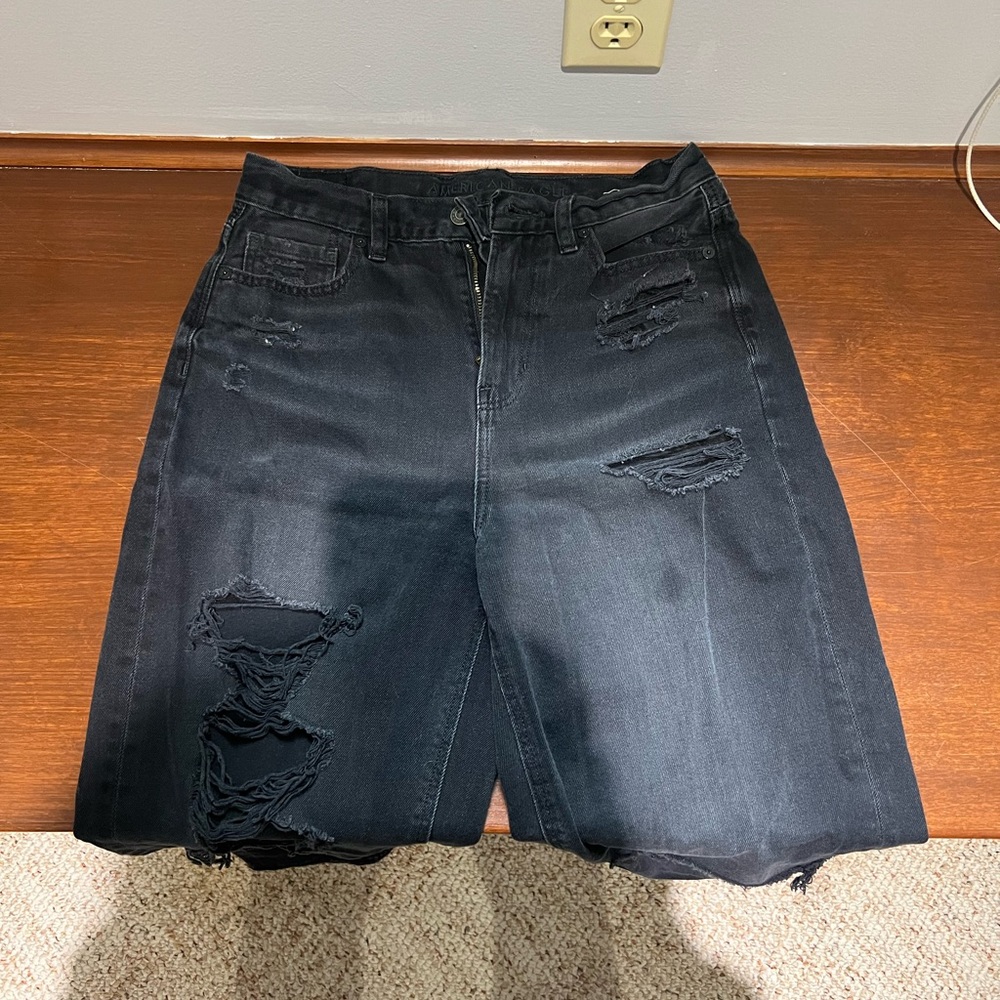 American eagle mom jeans